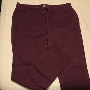 Burgandy Skinny Jeans with Soft Fabric